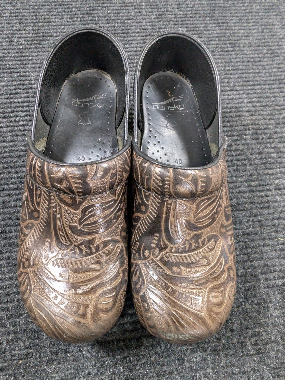 Dansko Professional Tooled Brown Floral Paisley Leather Clogs EU 40 US 9.5 10